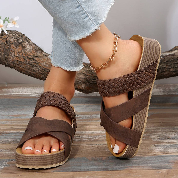 Damen - Criss-Cross-Sandalen - Bequemes Design - Modische Sommerschuhe für jeden Anlass