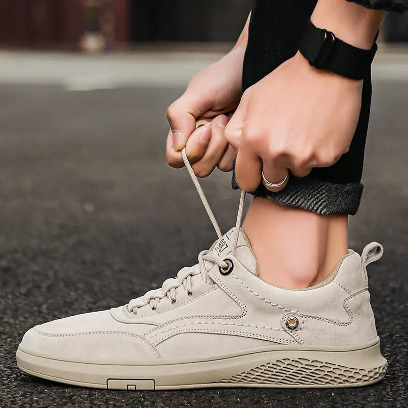 Elegante und Strapazierfähige Sneakers aus Leder - Hochwertige Materialien für Stil und Komfort - Perfekte Freizeit-Schuhe