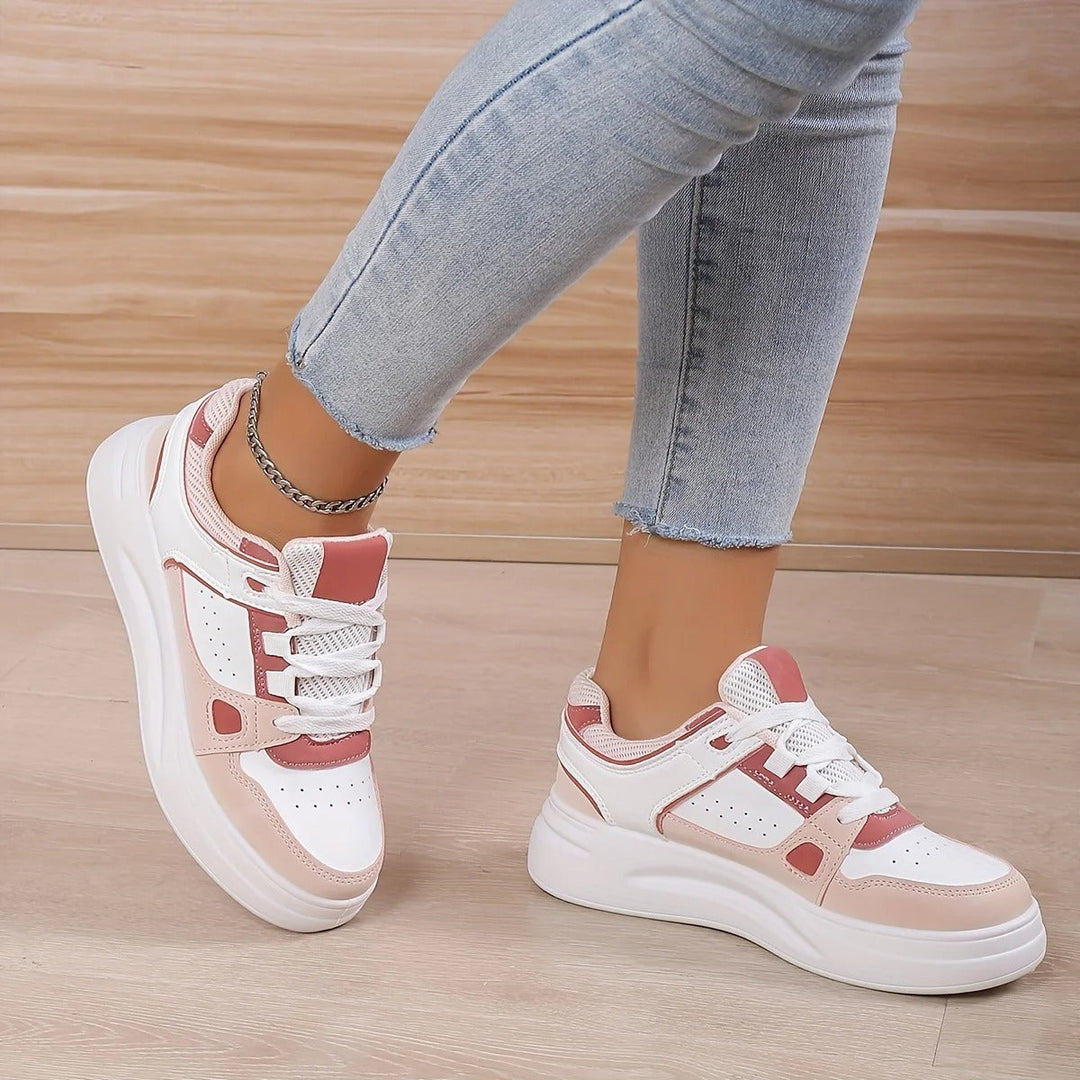 Damen - Trendige Plateau-Sneakers - Stilvoll und Bequem - Perfekt für Alltag und Freizeit