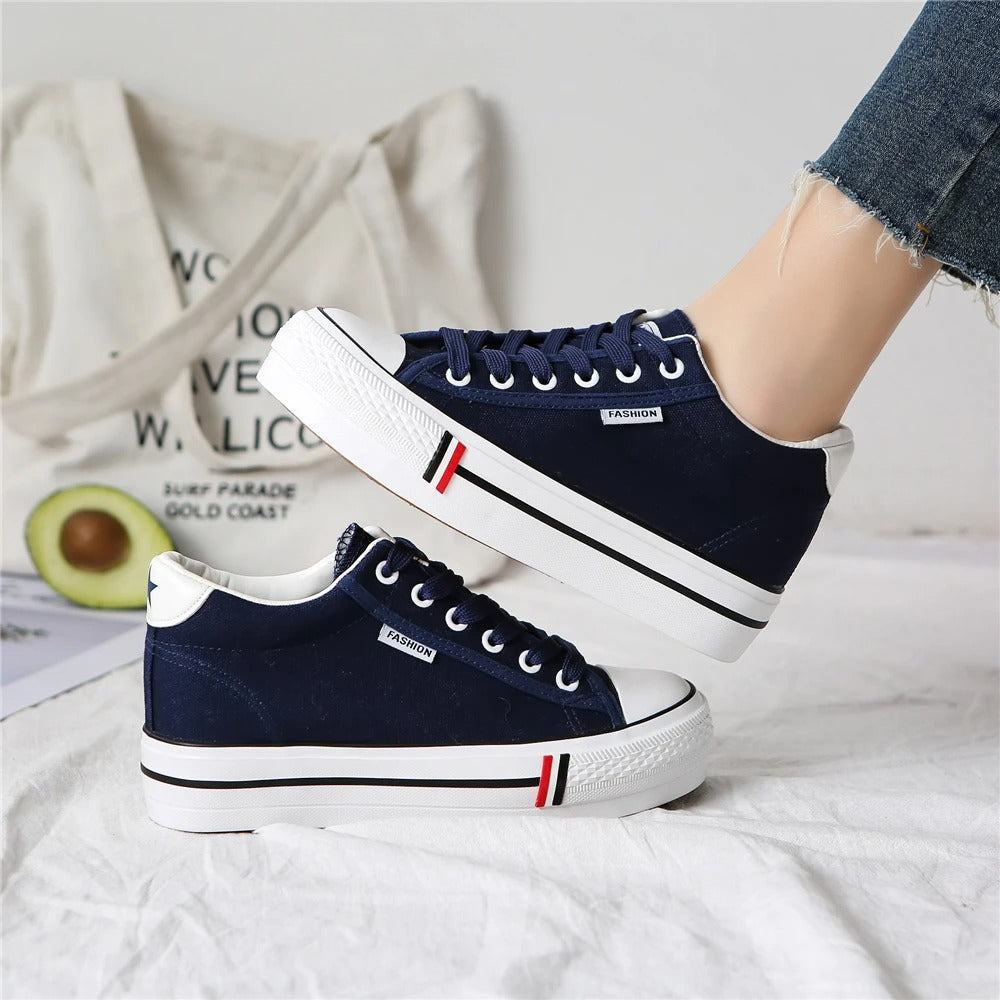 Damen - Canvas-Sneakers - Stylisch und Bequem - Hochwertige Materialien für Alltag und Freizeit