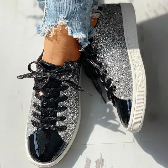 Glitzernde Damenschuhe