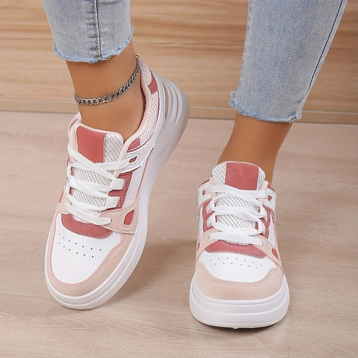 Damen - Trendige Plateau-Sneakers - Stilvoll und Bequem - Perfekt für Alltag und Freizeit