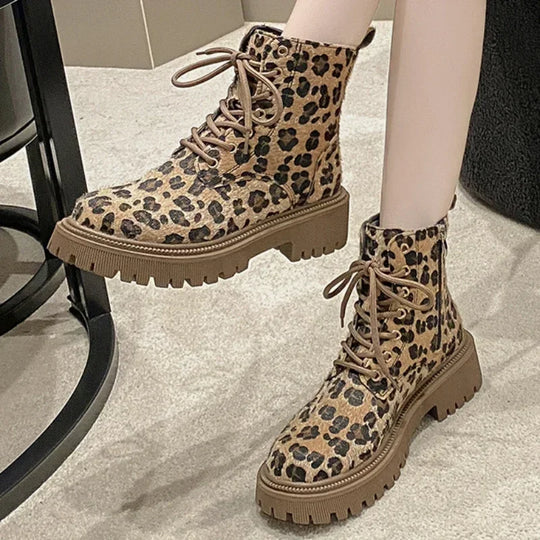 Damen - Stiefel - Leopardenmuster - Modische Boots für jeden Anlass