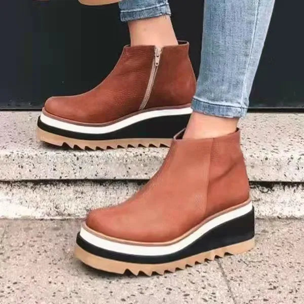 Damen - Lederstiefel - Bequemes Design - Stilvolle Fußbekleidung für Alltag und Freizeit