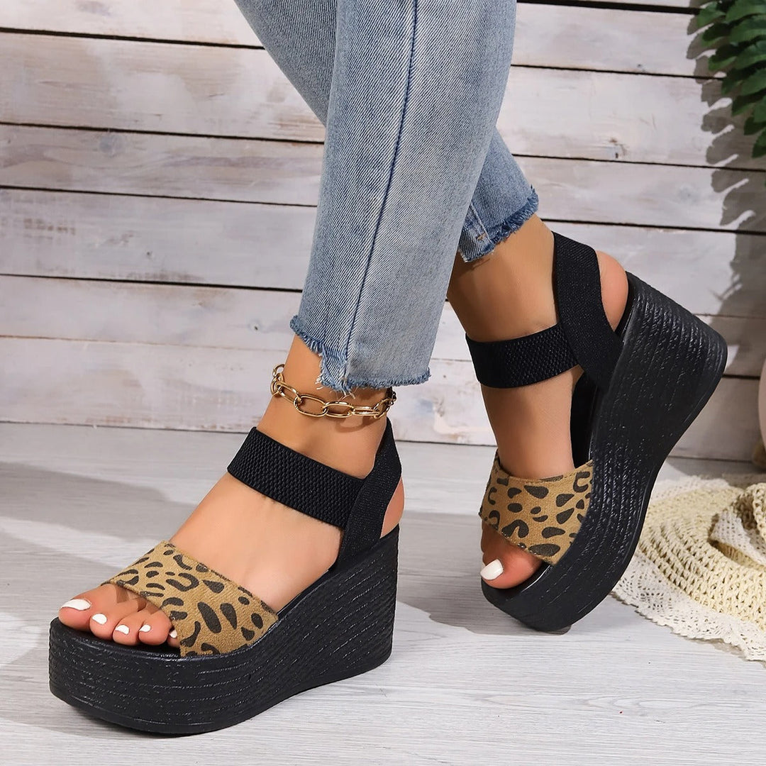 Damen - Leoparden-Plateau-Sandalen - Bequem und Trendy - Perfekt für Sommer und Freizeit