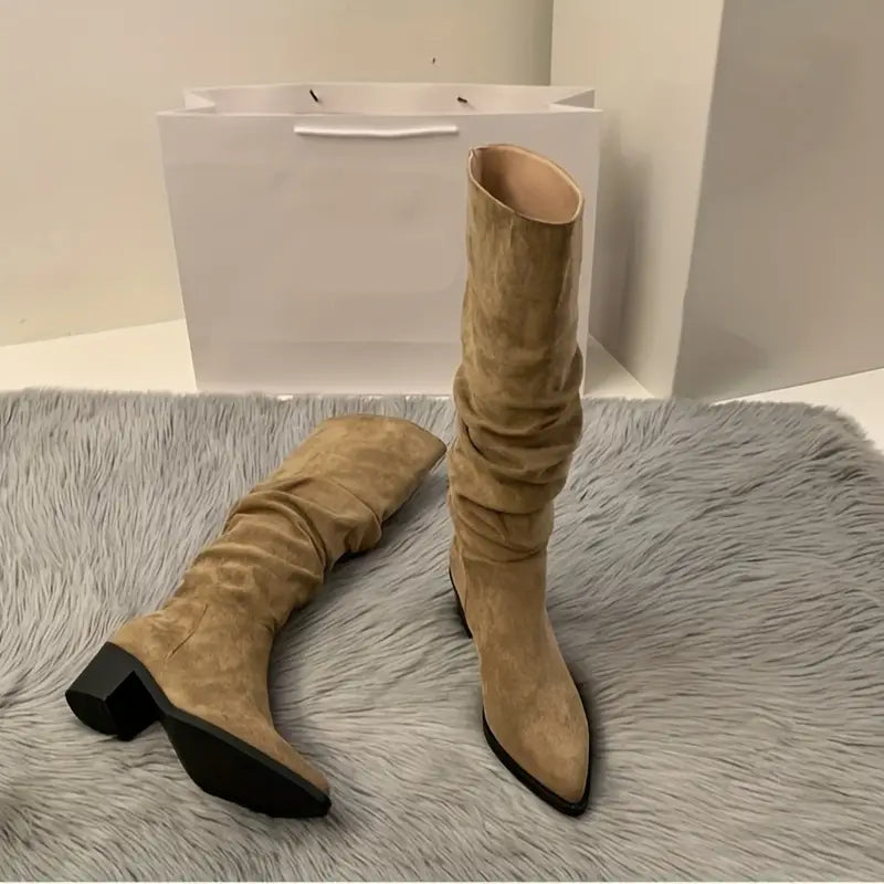 Damen - Stiefel - Robuste, spitze Wadenmitte - Elegante Boots für jeden Anlass mit stilvollem Design