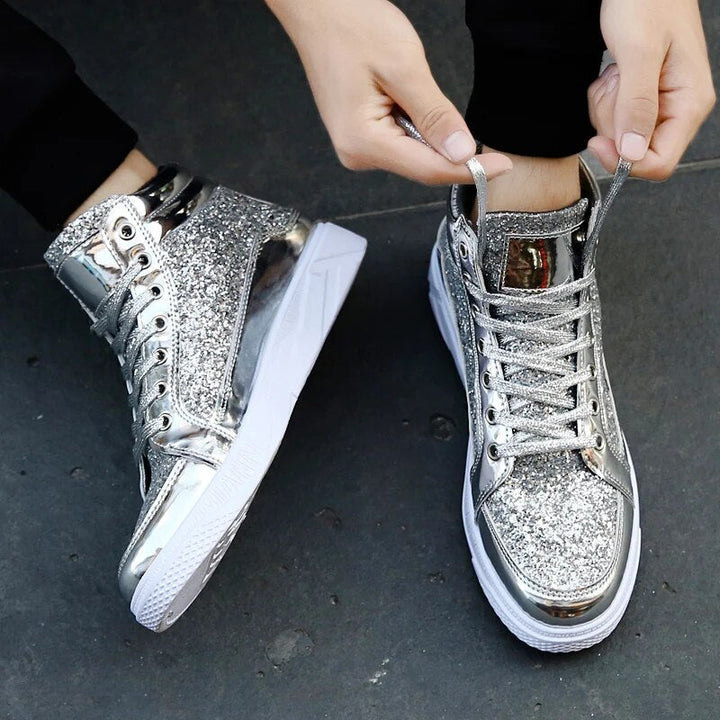 Damen - Glitzernde High-Top-Sneakers - Mit glänzendem Finish - Funkelnde Modeschuhe für jeden Anlass