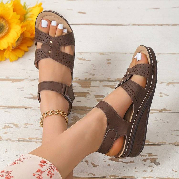 Damen - Stylische Keilsandalen - Bequeme Passform - Ideal für den Sommer - Trendige Sandaletten