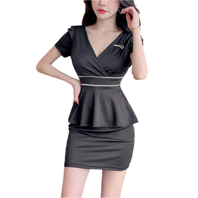 Damen - Elegantes Figurbetontes Kleid - V-Ausschnitt Hochwertiger Stoff - Stilvoll und Modern