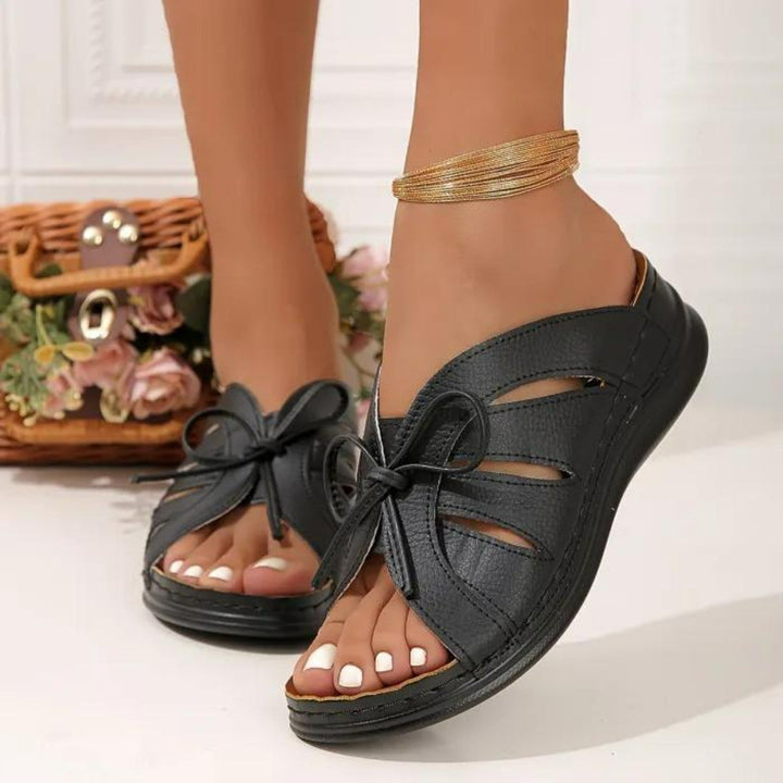 Damen - Sandalen - Komfortabel und Atmungsaktiv - Weiße Sandalen für den perfekten Sommerlook