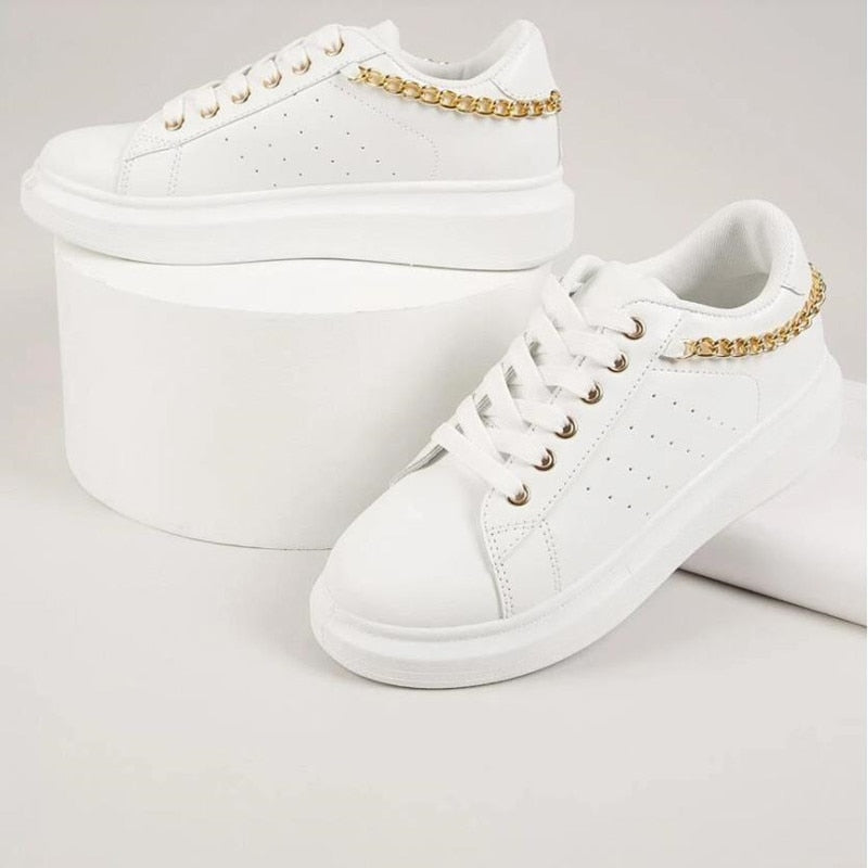 Damen - Niedrige Sneaker mit Gliederkette - Bequemes Design - Stilvolle Sneakers für jeden Anlass