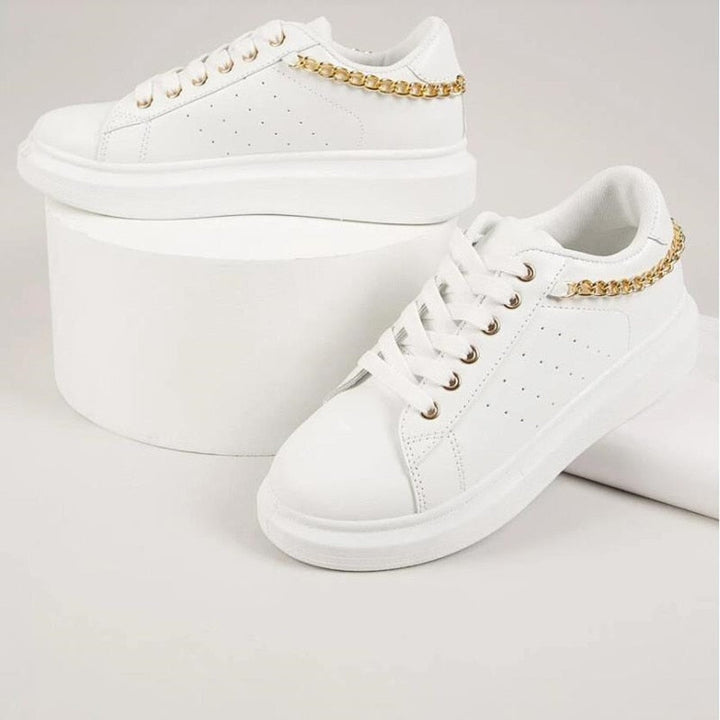 Damen - Niedrige Sneaker mit Gliederkette - Bequemes Design - Stilvolle Sneakers für jeden Anlass