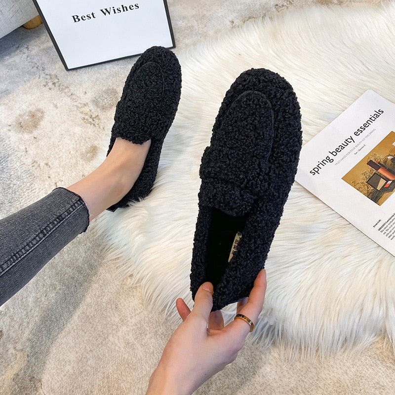 Damen - Plüsch-Pantoffeln - Bequeme Hausschuhe - Kuschelige Plüsch-Slipper für Zuhause