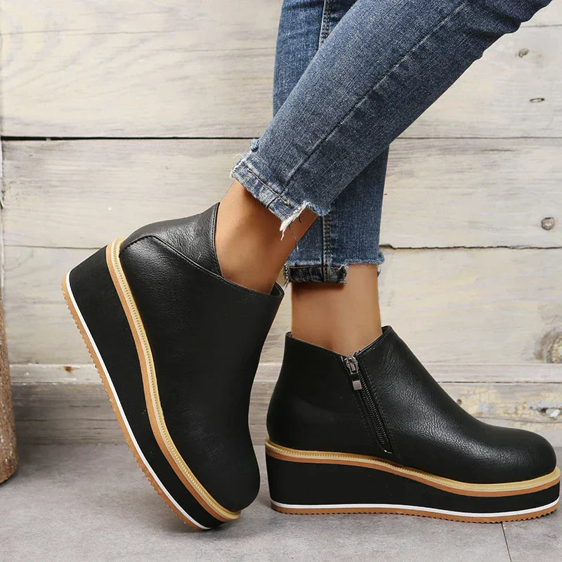 Damen - Stiefelette - Stylisch mit Reißverschluss und Plateau - Bequeme Mode-Schuhe