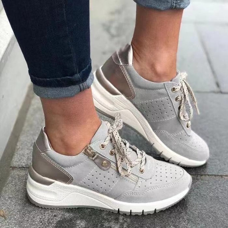 Damen - Schnür-Sneakers - Bequem für Outdoor-Aktivitäten - Sportliche Wanderschuhe mit Stil