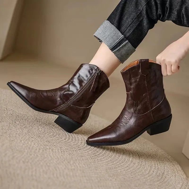 Damen - Stiefel - Schmal zulaufend - Hochwertiges Material - Stylische Boots für jeden Anlass