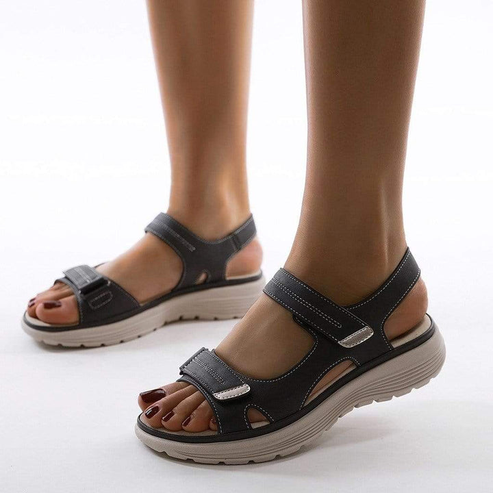 Damen - Sandalen - Trendige, komfortable Schuhe - Ideal für den Sommer - Modische Freizeitmode