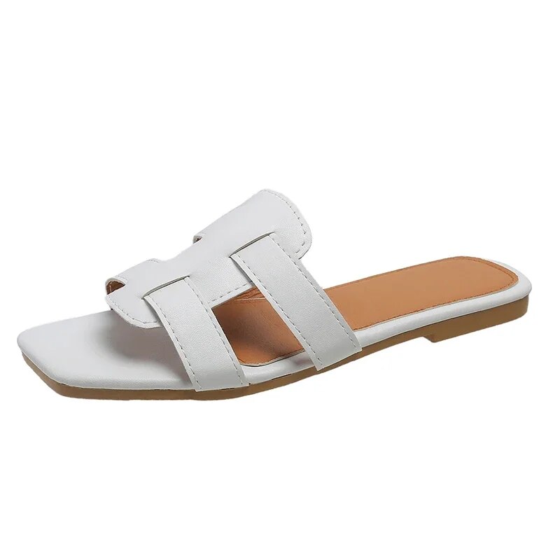 Flache Damensandalen mit weicher Sohle