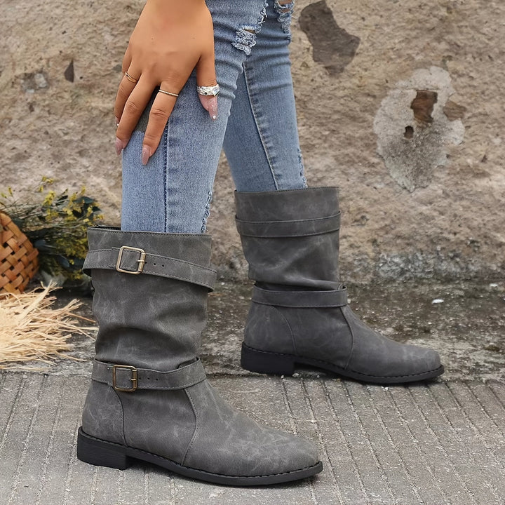 Damen - Slouchy Stiefeletten - Vintage Charme mit Schnalle und Riemen - Western Stil