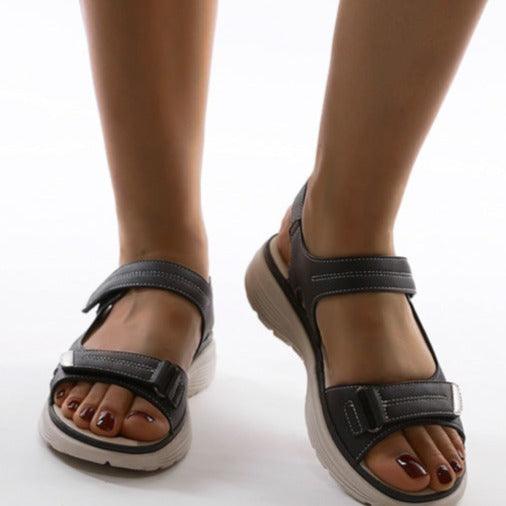 Damen - Lässige Sandalen mit Schnallenriemen - Bequem und stylisch - Perfekte Sommerbegleiter