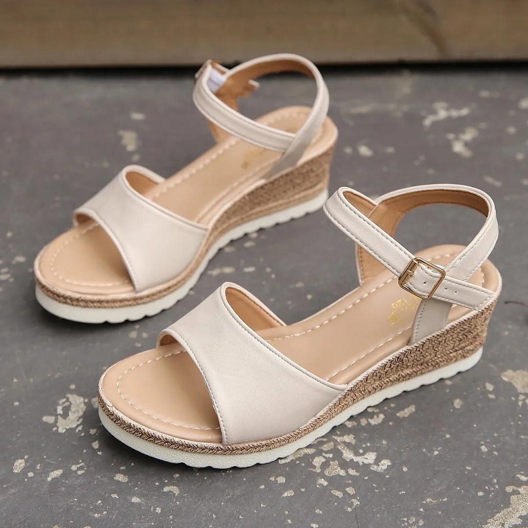 Damen - Stylische Keilsandalen - Stabil und Bequem - Perfekt für Sommer-Outfits