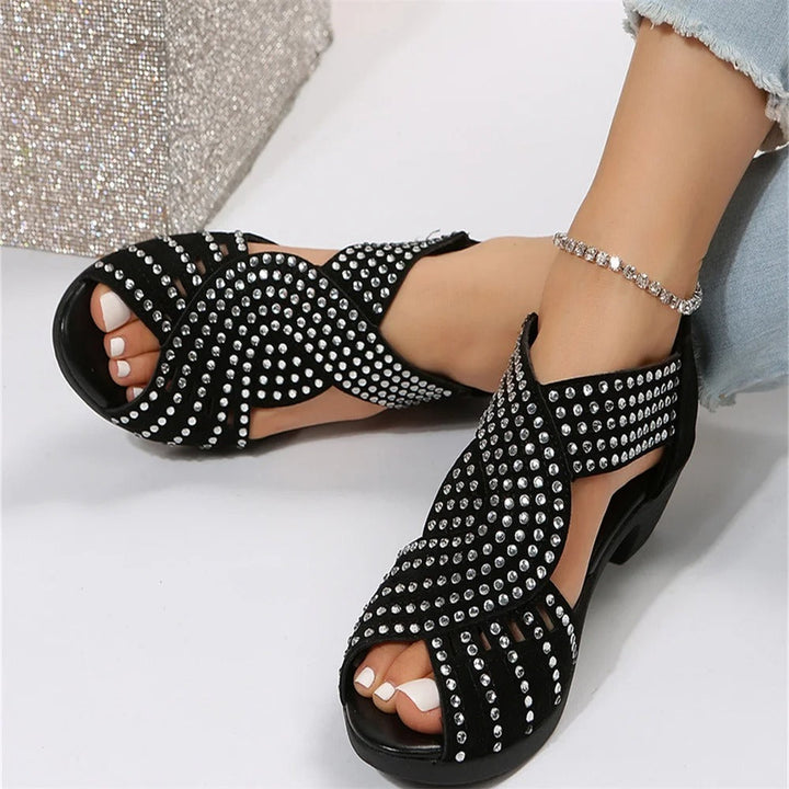 Damen - Bequeme Strass Sandalen - Elegante Fußbekleidung - Glitzernde Details - Perfekt für den Sommer