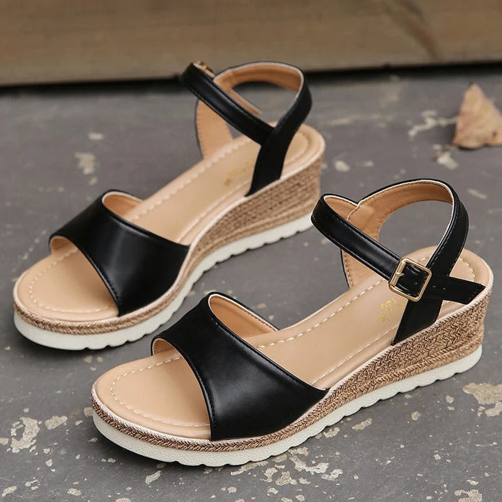 Damen - Stylische Keilsandalen - Stabil und Bequem - Perfekt für Sommer-Outfits