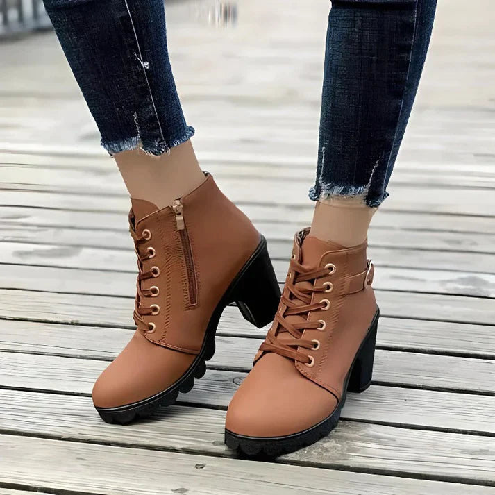 Damen - High Heel Stiefel - Elegant und modern - Stilvolle Schuhe für jeden Anlass, bequem und schick