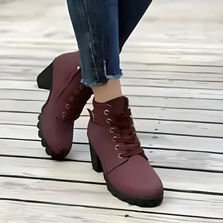 Damen - High Heel Stiefel - Elegant und modern - Stilvolle Schuhe für jeden Anlass, bequem und schick