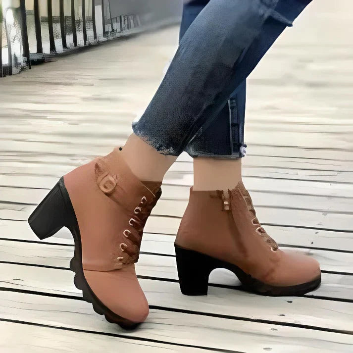 Damen - High Heel Stiefel - Elegant und modern - Stilvolle Schuhe für jeden Anlass, bequem und schick