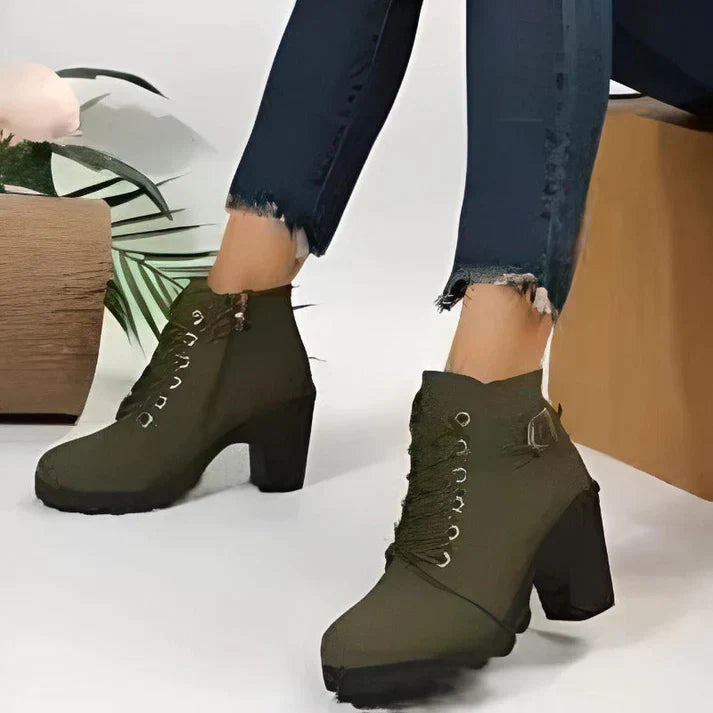 Damen - High Heel Stiefel - Elegant und modern - Stilvolle Schuhe für jeden Anlass, bequem und schick